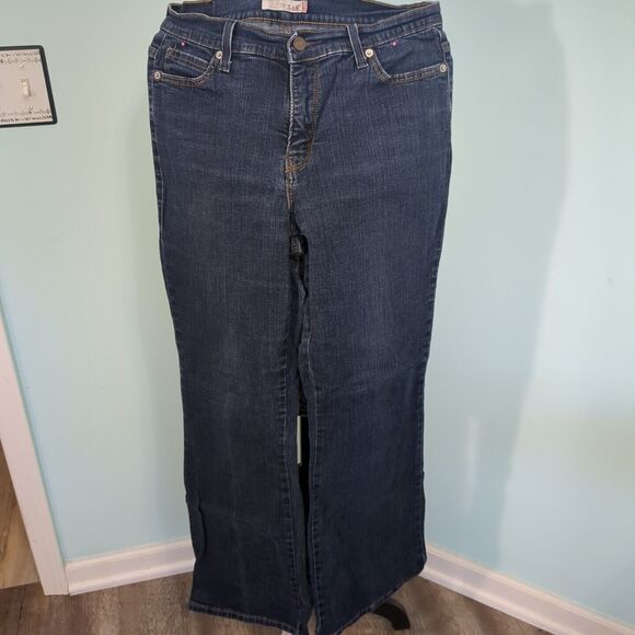 Levi's perfectly slimming flare jeans dark wash size 12 - Picture 1 of 5